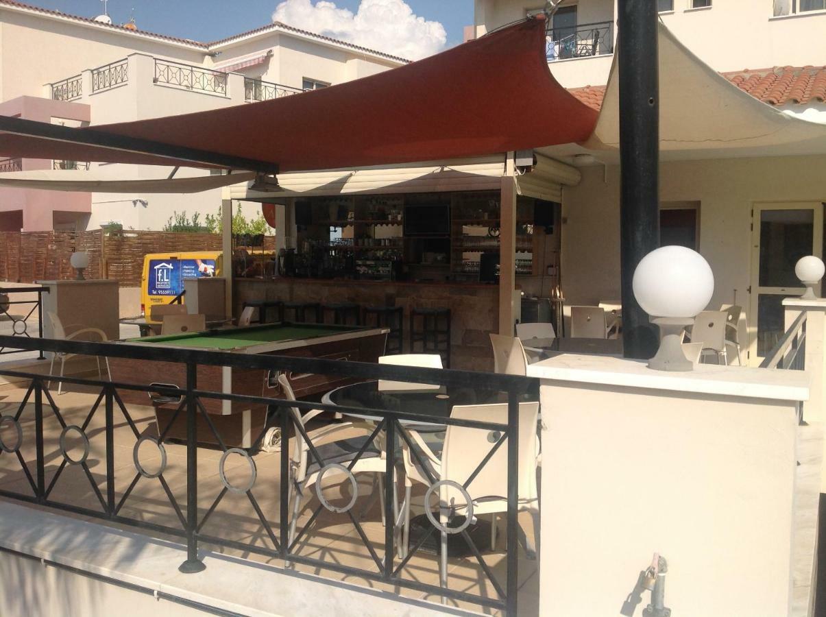 Nice Freshly Renovated Sea-View Apartment Paphos Exterior photo