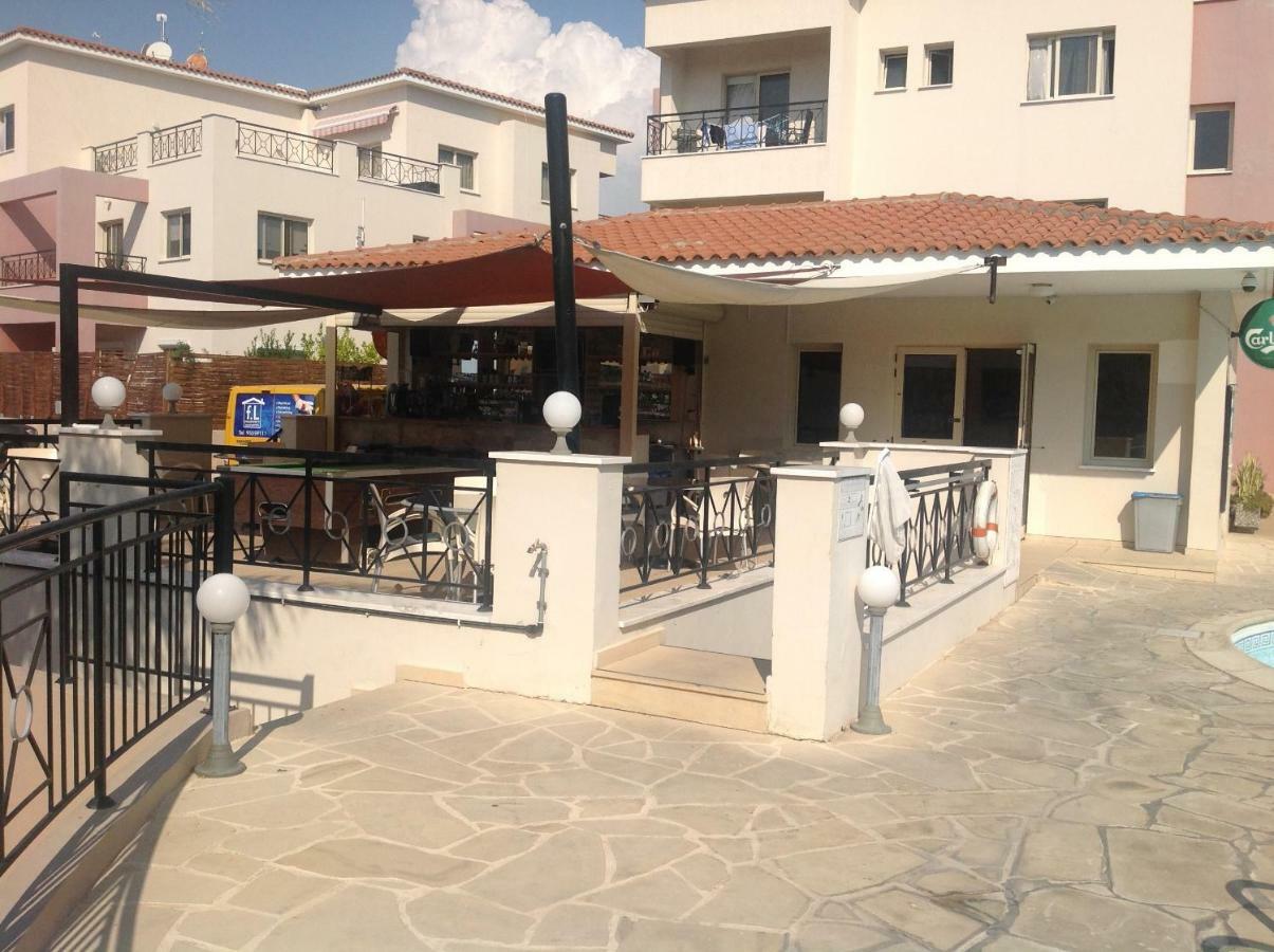 Nice Freshly Renovated Sea-View Apartment Paphos Exterior photo